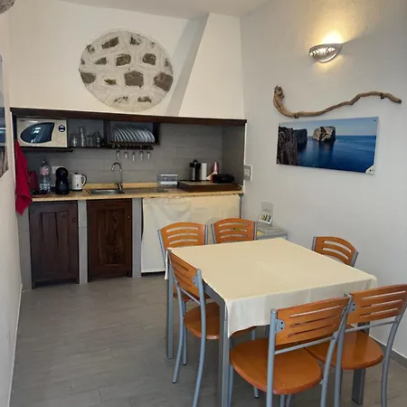 Guest house Affittacamere Acabara Di Carlo Izza *